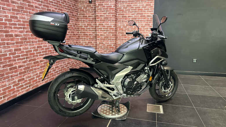 Honda NC750X Manual